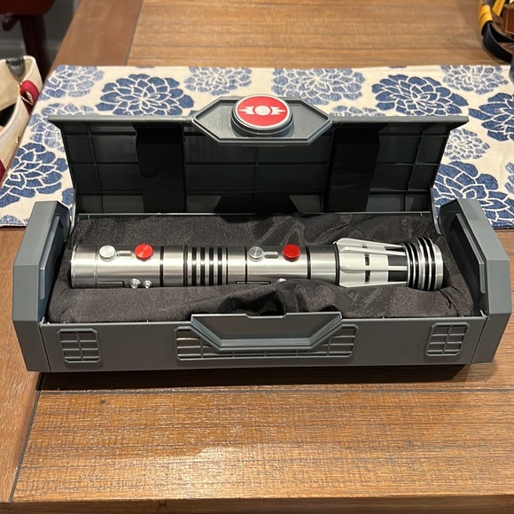 Disney Other - Galaxy’s Edge Legacy Maul Sabers (SET)